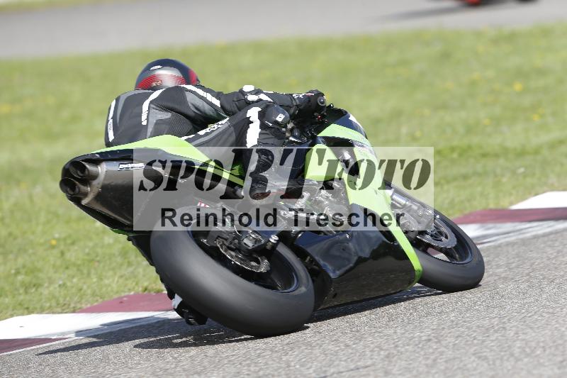 /53 16.09.2025 Track Day Domi Aegerter ADR/Gruppe rot/40